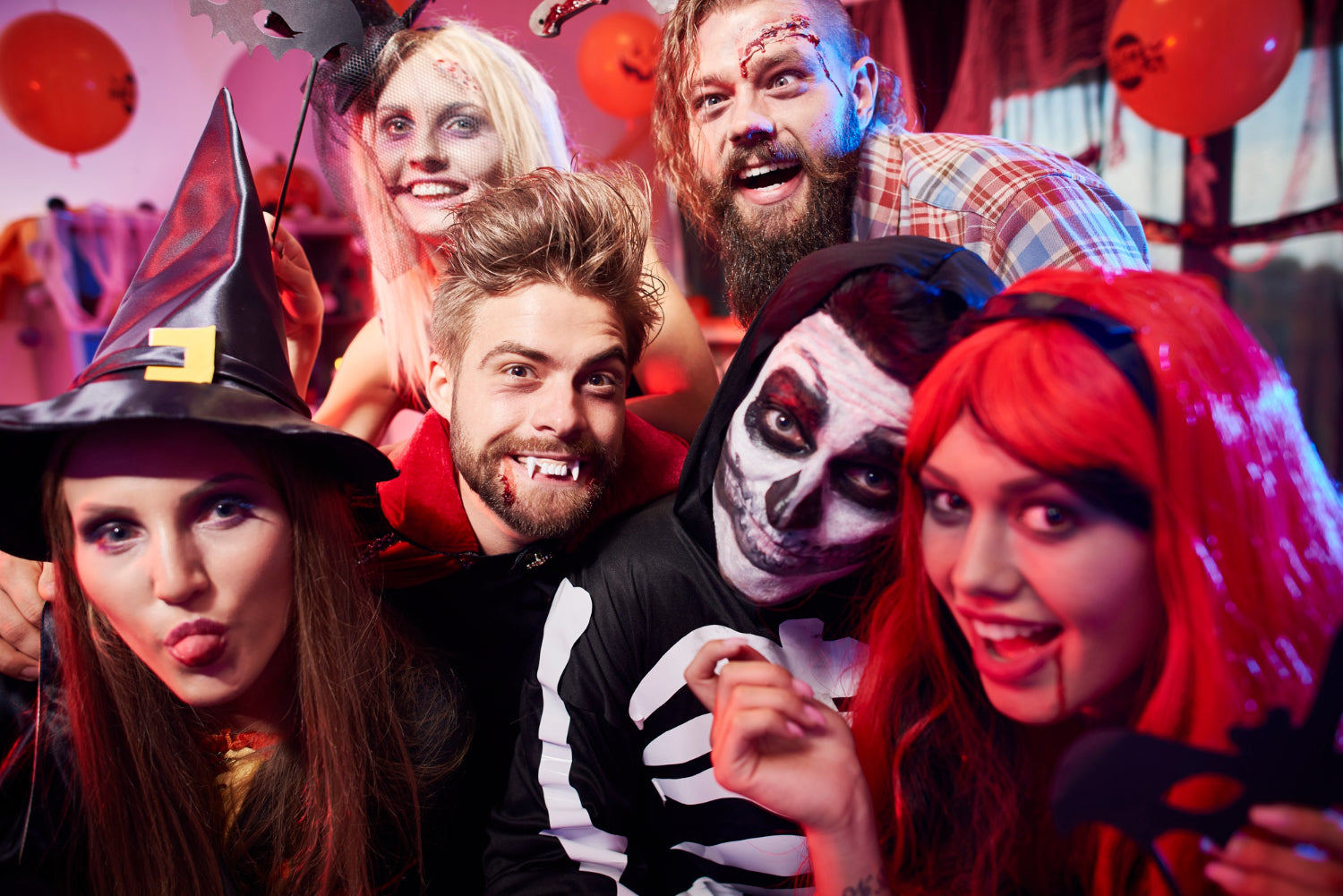 Halloween richtig feiern: Kostüme, Deko und Partyideen