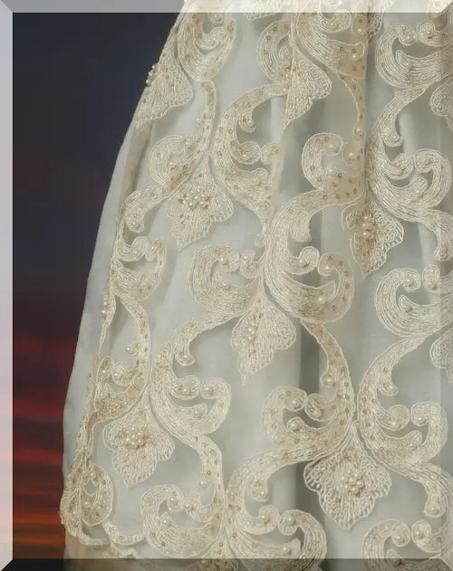 Seitenansicht Midi-Dirndl Dalina – Trachtenkleid für Damen