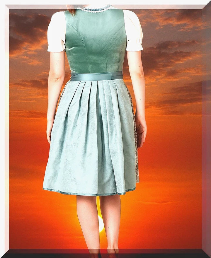 Original Krüger Dirndl Carmela Midi 70 cm in Türkis mit Ornamentdesign, Trachtenmode NEU OVP